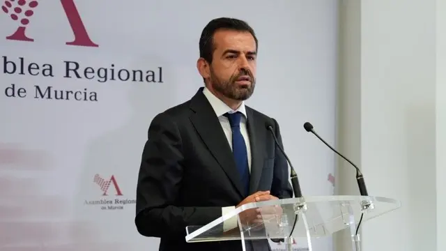 Rub&eacute;n Mart&iacute;nez