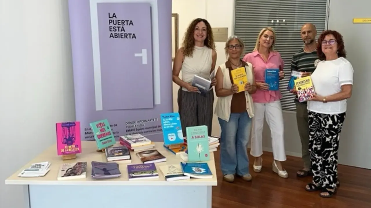 Donación de libros EMAV