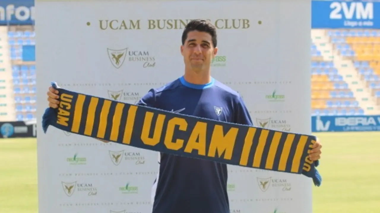 Álex Lázaro - UCAM Murcia CF